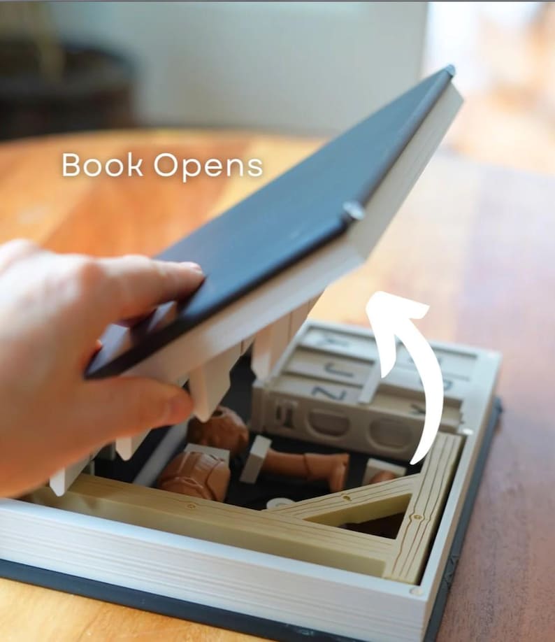 3D Printed Fold-Up Hangman Word Guessing Game Board